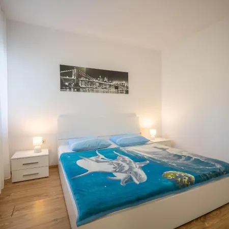 Iris By Interhome Apartmán *