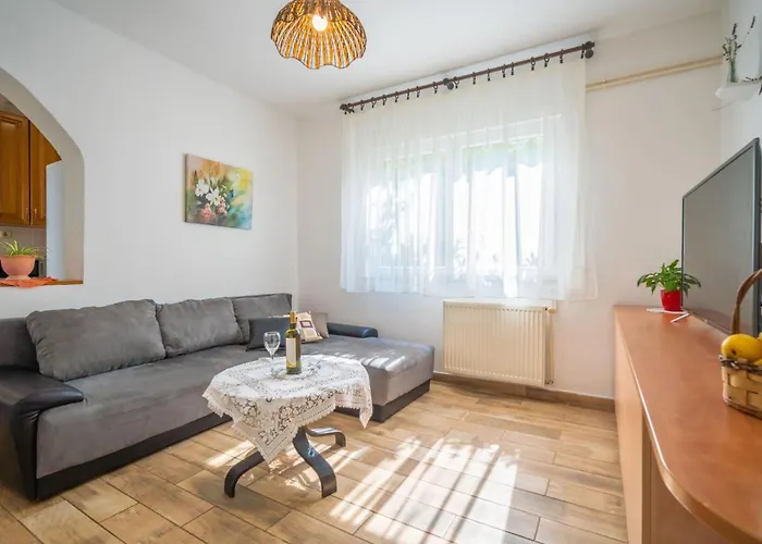 Iris By Interhome * Jadranovo