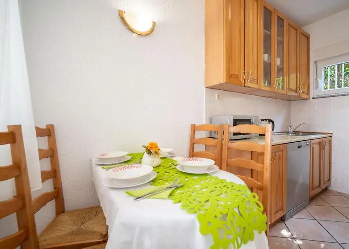 Appartamento Iris By Interhome