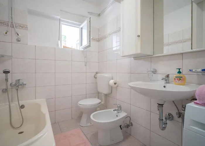 Iris By Interhome * Jadranovo